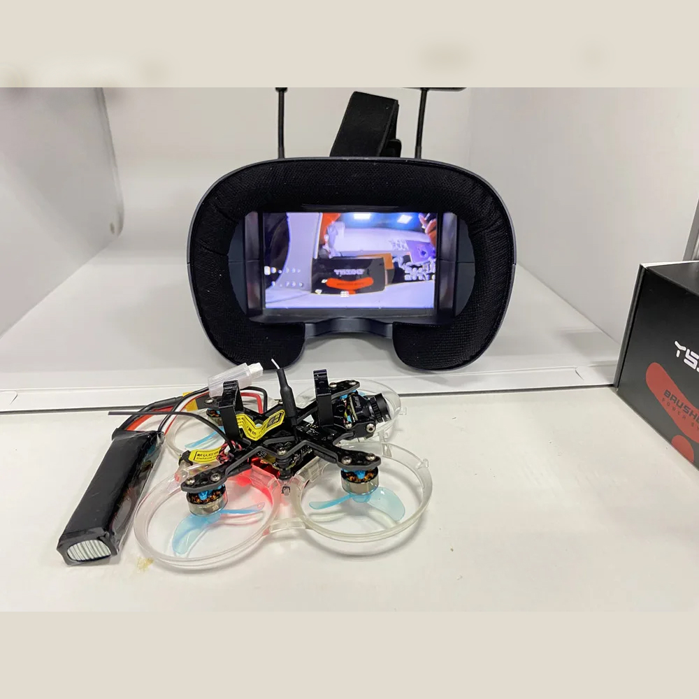 FPV Goggles 008D 5.8G 40CH 4.3 - Drone Racing Goggles avis et prix